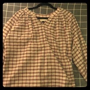 Universal thread top. Strawberry color.